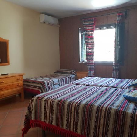 Hostal Pampaneira Luaran gambar
