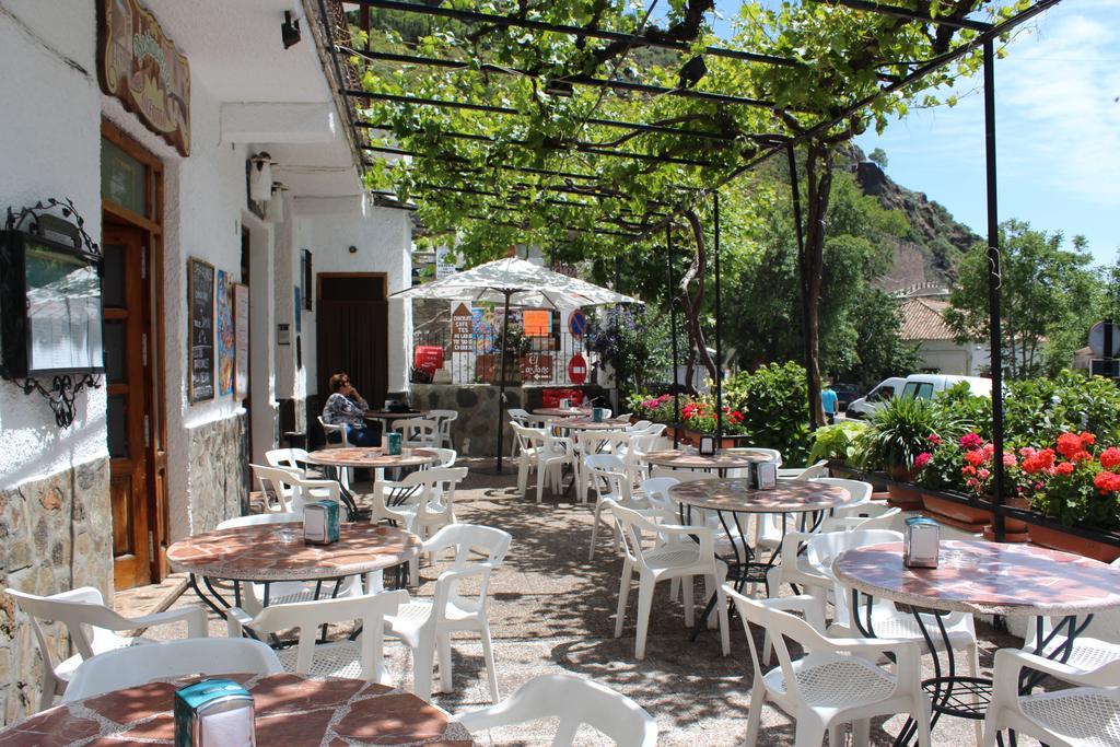 Hostal Pampaneira Luaran gambar