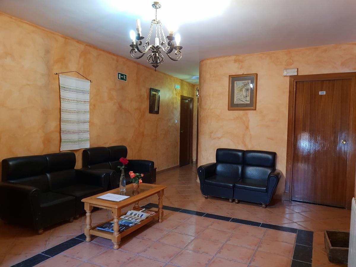 Hostal Pampaneira Luaran gambar