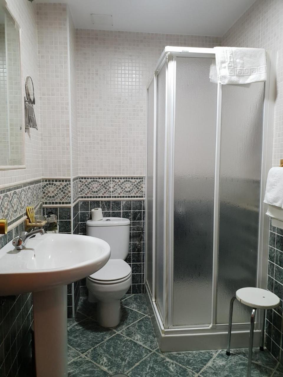 Hostal Pampaneira Luaran gambar