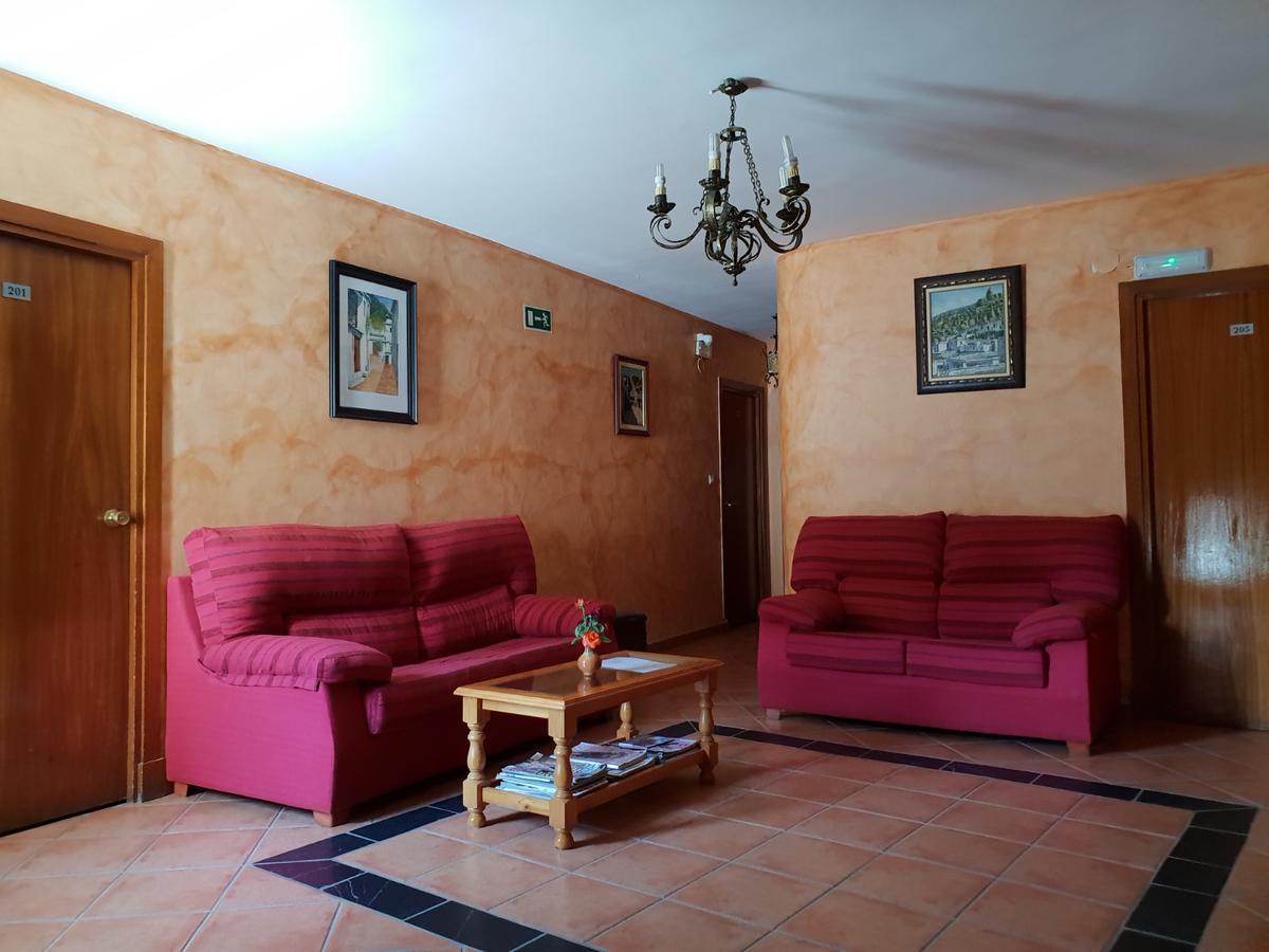 Hostal Pampaneira Luaran gambar